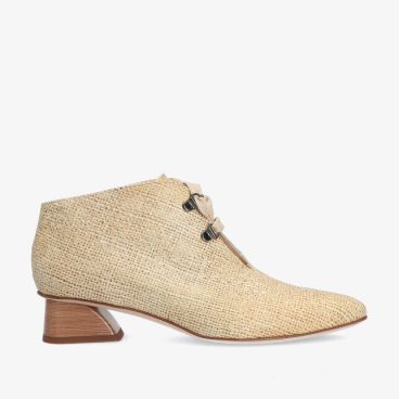 Beige Brunate 38166 GLIBAL-GOLD enkellaars met geweven textuur lage blokhak en vetersluiting uit de lijn Diversen