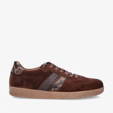 Bruine suède Gabor 6011.02 004 sneaker met slangenprintdetails op hiel en zijpaneel donkere streep en gumzool