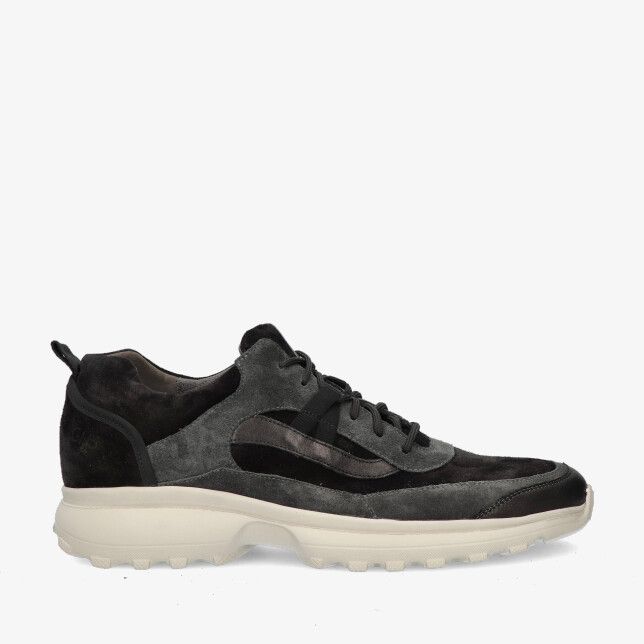 Zwarte Gijs DRY MAXX 2149 112 1649 suède sneaker met panelen veterluiting en grove offwhite zool met noppenprofiel
