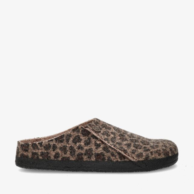 Birkenstock Zermatt 1030817 bruine vilten pantoffel met panterprint en zwarte zool
