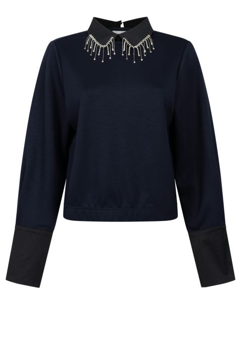 Blauwe Aaiko Nicky Vis 436 0 top met zwarte kraag met kralenfranje lange mouwen met zwarte manchetten en kort model
