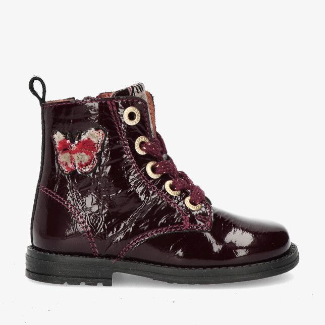 Zwarte lakleren Develab veterboot model 47082 435 met vlinderapplicatie goudkleurige oogjes en stevige zool