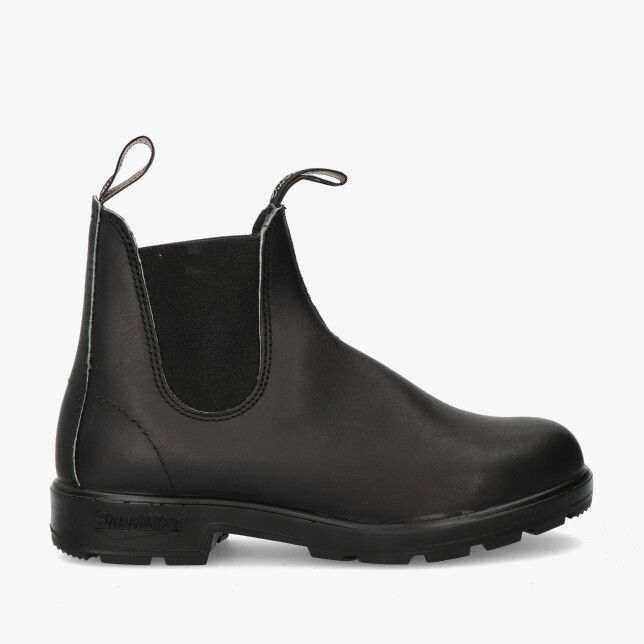 Zwarte leren Blundstone 510 900 Chelsea boot met elastische inzet en treklussen profielzool en ronde neus