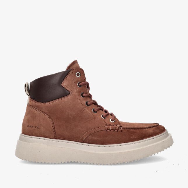 Cognackleurige Nubikk Jonah Arctic 21084700 24N boot van nubuck met mocnaad en gewatteerde kraag en dikke lichtbeige zool