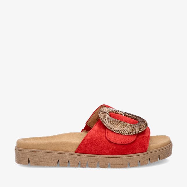 Rode suède Gabor 83.742 15 slipper met brede band en gevlochten ringdetail op wreef op dikke beige zool met groeven