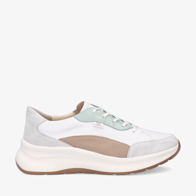 Finn Comfort Savona 03620 903123 witte leren sneaker met suède accenten dikke zool en beige en mint details