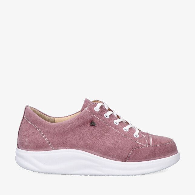 Finn Comfort Ikebukuro 02911 834108 roze nubuck sneaker met witte veters contrasterende stiksels en dikke gewelfde zool