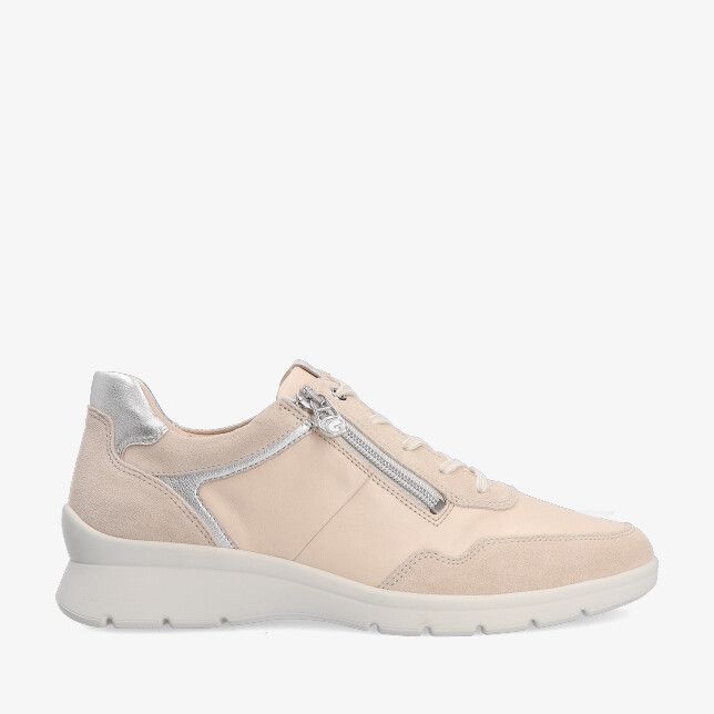 Beige Ganter FARA 205221 1100 suède sneaker met veters en zijrits met zilverkleurige accenten en lichte profielzool