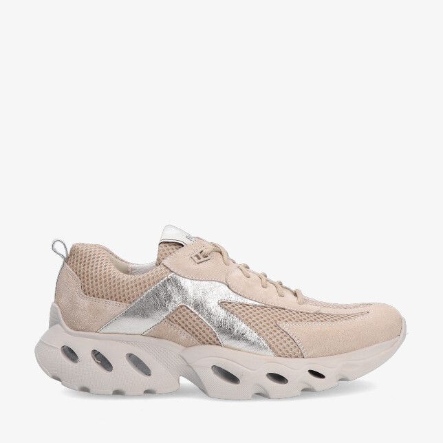 Beige Durea FLOWMOTION 6309 602 1999 sneaker van suède en mesh met zilveren details en dikke zool met ovale uitsparingen