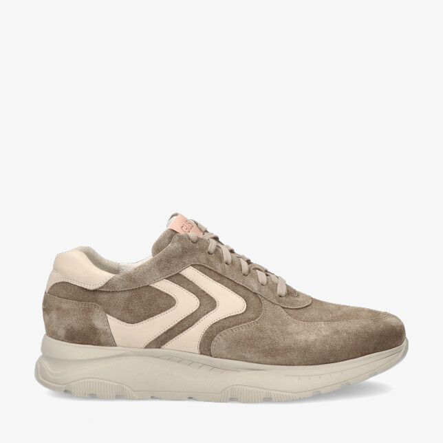 Taupe suède sneaker Gijs 2160 115 2135 met crèmekleurige panelen zigzag detail en dikke lichtbeige zool