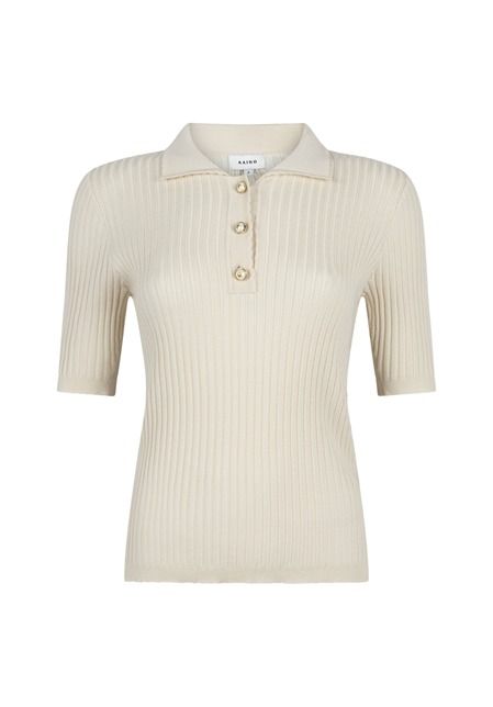 Aaiko Julia Vis model 302 130905 ecrukleurige ribgebreide polotop met halflange mouwen en drie knopen