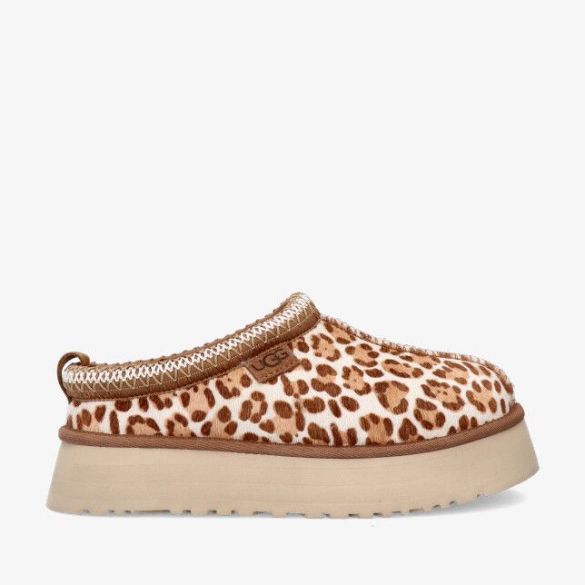Bruine UGG TAZZ W 1177890 FLJ mule met synthetische bontlook luipaardprint en verhoogde beige zool met stikselrand