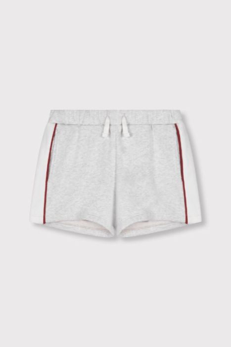 Grijze Alix MINI sweatshort met elastische taille met trekkoord en witte zijpanelen met rode bies code 62603173481 852