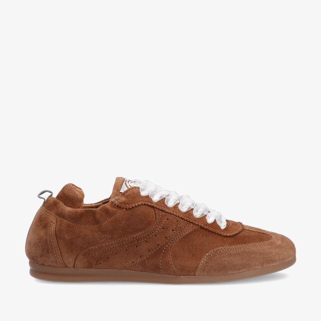 Via Vai June Haylee Sierra model 62383 02-1084 cognackleurige suède sneaker met witte veters perforaties en dunne gumzool