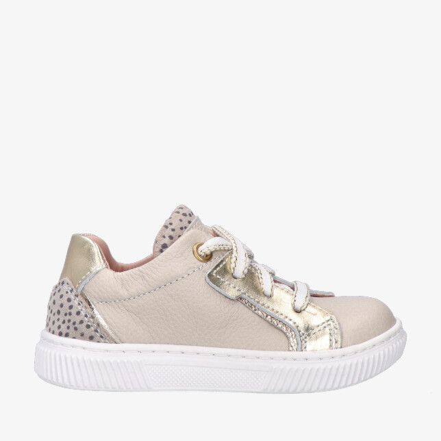 Beige leren Twins MAUD MAAN 326104 501-W2 kindersneaker met gouden accenten witte zool en gespikkelde hiel en tong