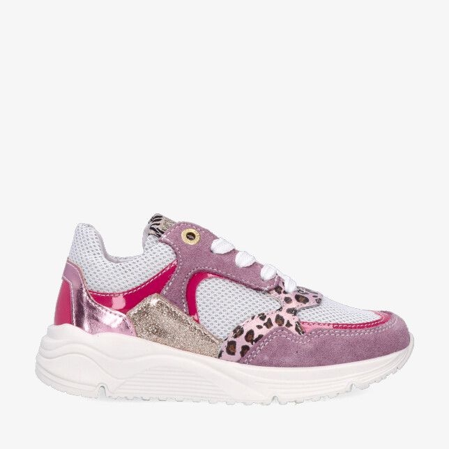 paarse Develab Girls low cut sneaker 47136 653 van nubuck met veters mesh lakaccenten panterdetail en dikke witte zool