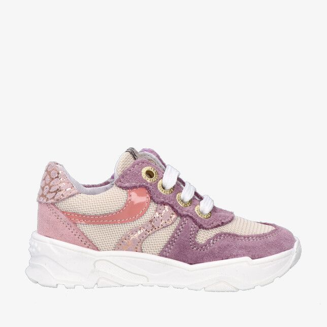 Paarse Develab Girls low cut sneaker met veters model 47126 659 van nubuck met beige mesh roze lakdetails en witte zool