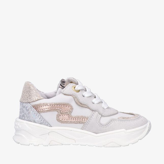 Witte Develab girls low cut sneaker met veters 44438 199 in leren combinatie met chunky zool en roségouden details