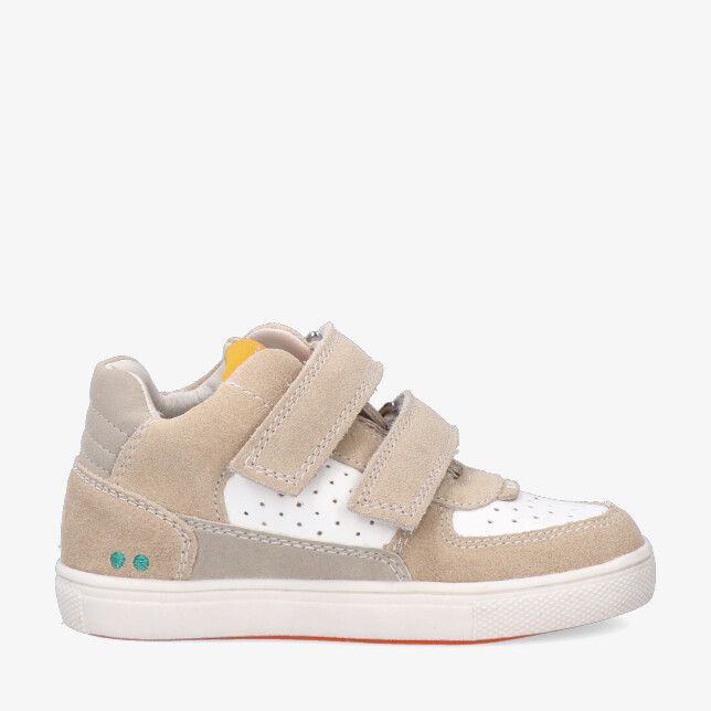 Beige Bunnies JR Luca L 226217 403 sneaker van suède en leer met twee klittenbandsluitingen en geperforeerde panelen
