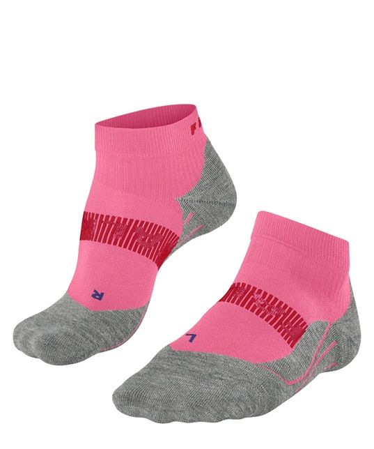 Roze Falke RU4 Endurance Cool Short W model 16171 8554 sportieve enkelsokken met grijze zool en rode band