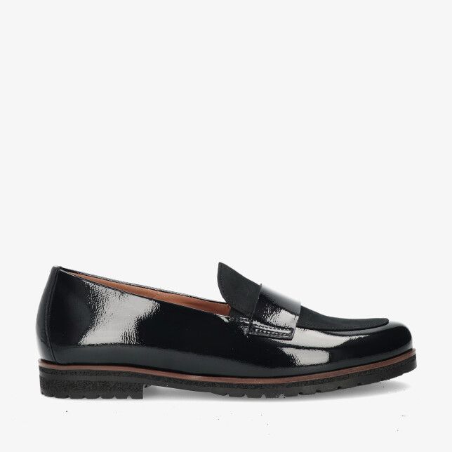 Blauwe Gabor 4005.01 001 loafer in lakcombi met glanzend bovenwerk suède wreefband en rubber profielzool