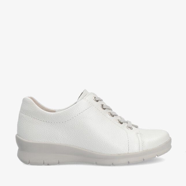 Witte leren Semler H6015 012 Latte sneaker met korrelstructuur veters en lichtgrijze comfortzool