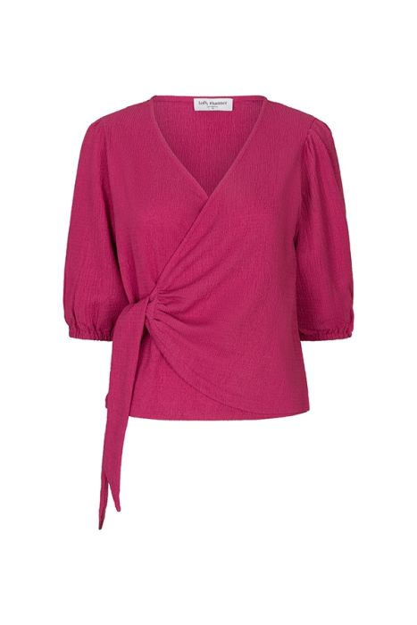 Paarse Lofty Manner Top Juliana RE19.1 model 750 met overslag V-hals pofmouwen strik in de taille en subtiele structuur